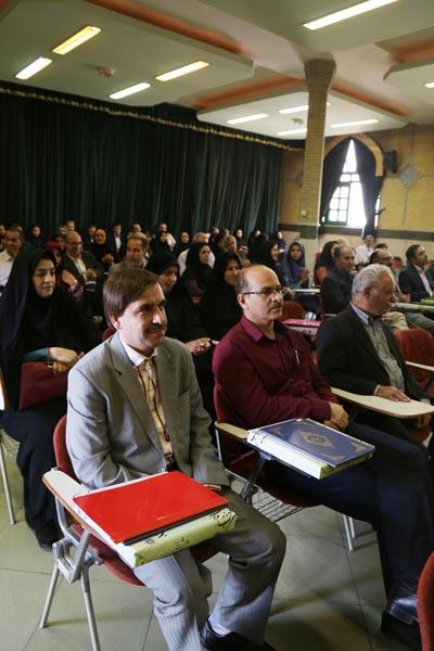 نکوداشت رشد زیست‌شناسی... مهر 94