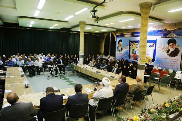 تجربه‌های تأثیر بر مخاطبان