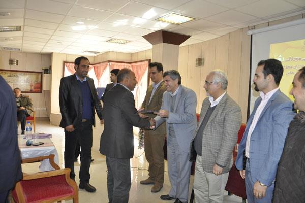 نشست هم‌اندیشی مجلات رشد با نمایندگان استان‌های بوشهر و یزد