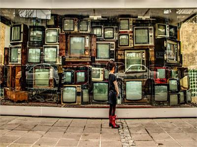 گرایش دانش‌آموزی: سیدعلی موسوی از استان خراسان رضوی شهرستان مشهد