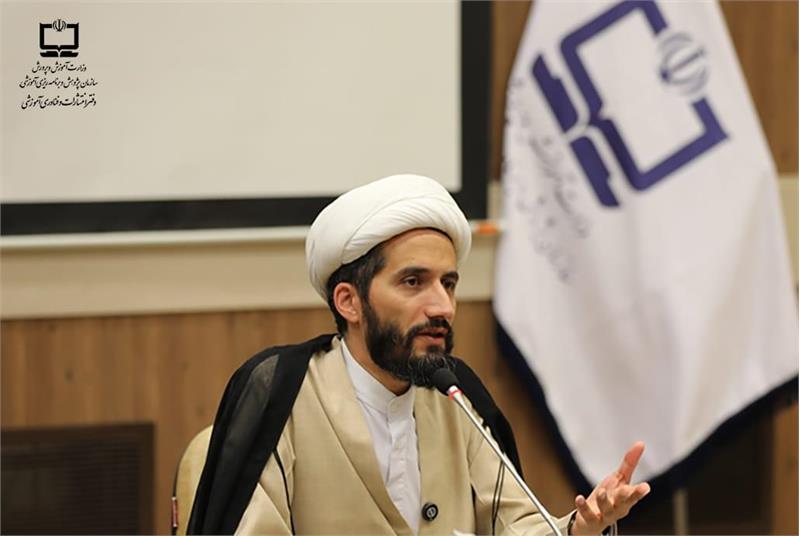 مجلات رشد ظرفیت منحصربه‌فردی در محیط آموزشی و مدرسه دارد
