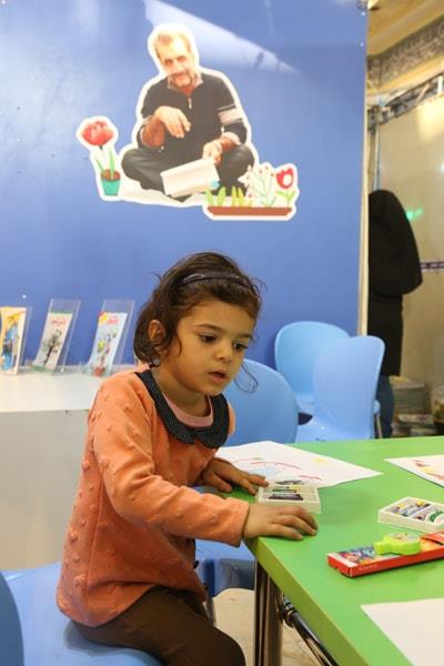 غرفه مجلات رشد در بیست‌ و سومین نمایشگاه مطبوعات، آبان ۱۳۹۶ 3