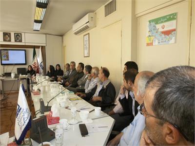 نشست علمی کاربردی بررسی مجلات آموزشی در هند و کانادا و انگلستان