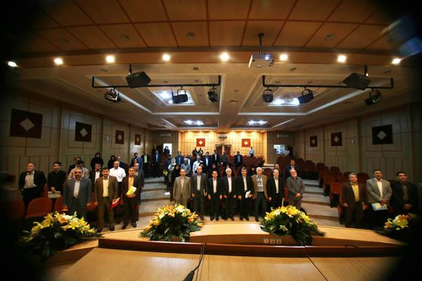 شانزدهمین نشست نمایندگان رشد استان‌ها؛ 9 شهریور 95؛ شرکت افست