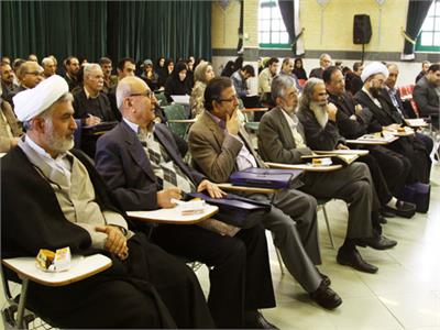 مراسم نکوداشت انتشار صدمین شماره رشد آموزش زبان و ادب فارسی . دی 90