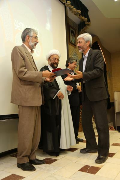 نکوداشت صدمین شماره انتشار رشد قرآن و معارف اسلامی