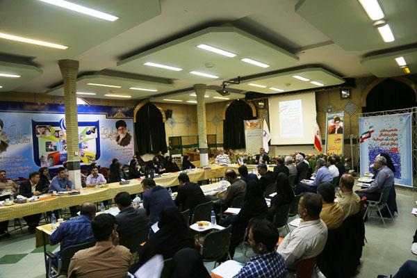 هفدهمین همایش معاونان و نمایندگان نشریات رشد شهرستان‌ها و مناطق استان تهران؛ شهریور 96؛ تهران