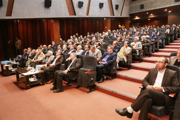 سیزدهمین همایش تجلیل از مؤلفان و پدیدآورندگان مواد و رسانه‌های آموزشی؛ ١٧ مهر ۱۳۹۷