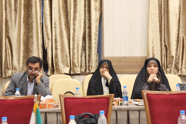 شانزدهمین نشست معاونان و نمایندگان نشریات رشد مناطق و شهرستان‌های استان تهران؛ 16 شهریور 95