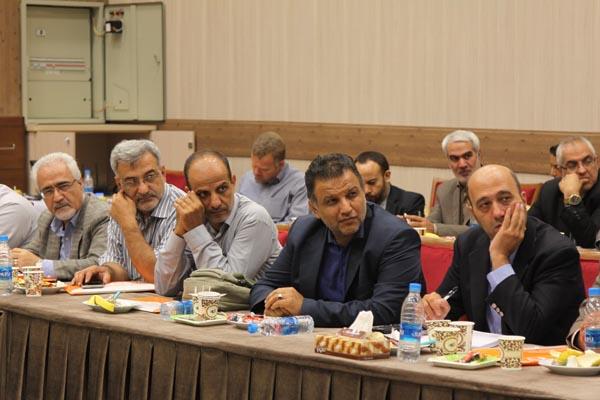 شانزدهمین نشست معاونان و نمایندگان نشریات رشد مناطق و شهرستان‌های استان تهران؛ 16 شهریور 95