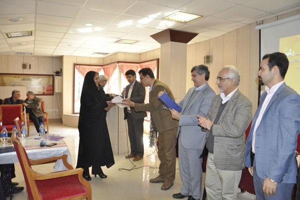 نشست هم‌اندیشی مجلات رشد با نمایندگان استان‌های بوشهر و یزد