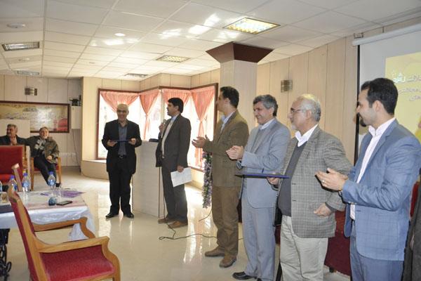 نشست هم‌اندیشی مجلات رشد با نمایندگان استان‌های بوشهر و یزد