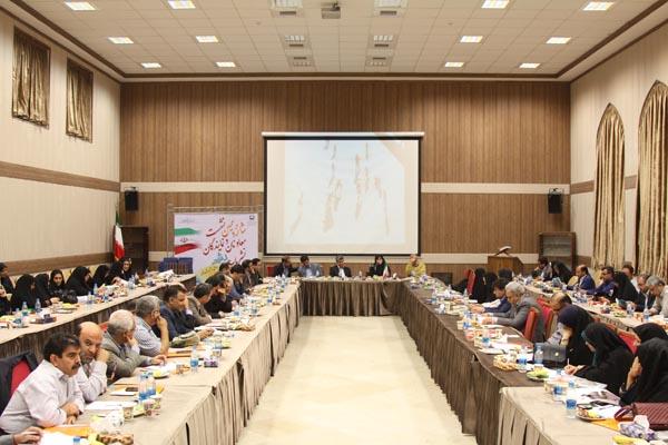 شانزدهمین نشست معاونان و نمایندگان نشریات رشد مناطق و شهرستان‌های استان تهران؛ 16 شهریور 95