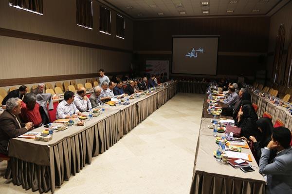 شانزدهمین نشست معاونان و نمایندگان نشریات رشد مناطق و شهرستان‌های استان تهران؛ 16 شهریور 95