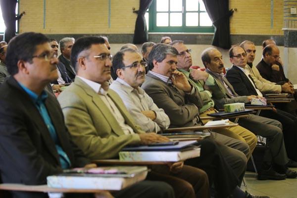 نکوداشت رشد زیست‌شناسی... مهر 94