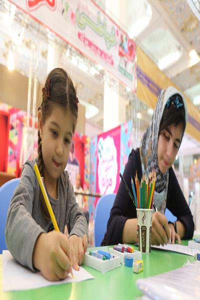 غرفه مجلات رشد در بیست‌و سومین نمایشگاه مطبوعات، آبان ۱۳۹۶