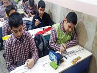 باورشان کنیم می‌ نویسند