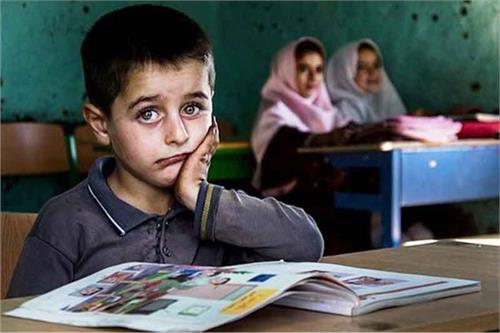 طراحی بازی آموزشی ویژه دانش‌آموزان مناطق دوزبانه