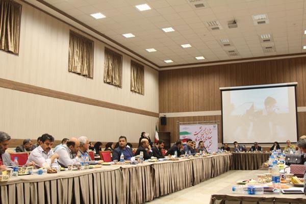 شانزدهمین نشست معاونان و نمایندگان نشریات رشد مناطق و شهرستان‌های استان تهران؛ 16 شهریور 95