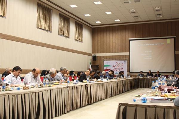 شانزدهمین نشست معاونان و نمایندگان نشریات رشد مناطق و شهرستان‌های استان تهران؛ 16 شهریور 95