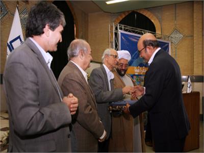 نکوداشت صدمین شماره رشد آموزش جغرافیا