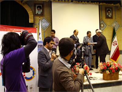 مراسم نکوداشت صدمین شماره رشد آموزش زبان