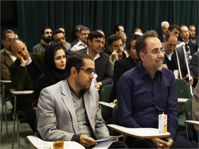 مراسم نکوداشت انتشار صدمین شماره رشد آموزش زبان و ادب فارسی . دی 90