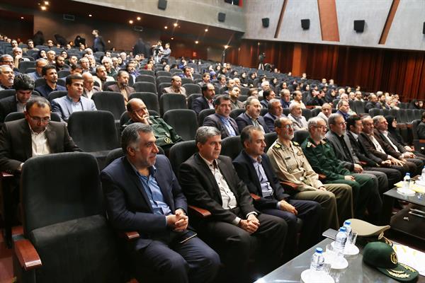 سیزدهمین همایش تجلیل از مؤلفان و پدیدآورندگان مواد و رسانه‌های آموزشی؛ ١٧ مهر ۱۳۹۷