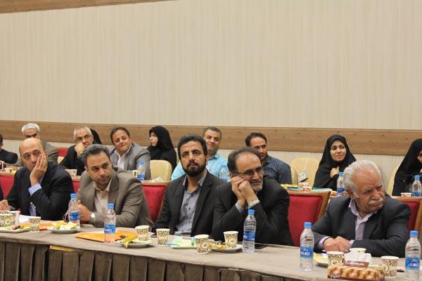 شانزدهمین نشست معاونان و نمایندگان نشریات رشد مناطق و شهرستان‌های استان تهران؛ 16 شهریور 95