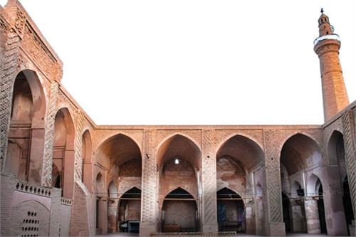 گوهر نائین