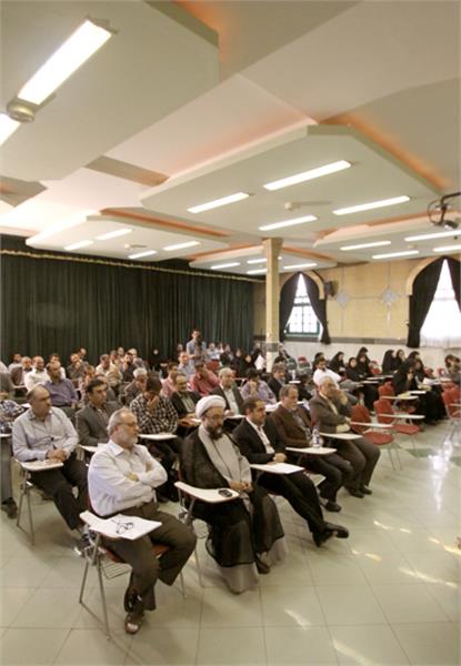 سیزدهمین نشست نمایندگان نشریات رشد شهر تهران و شهرستان‌های استان تهران 1