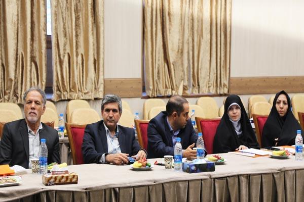 شانزدهمین نشست معاونان و نمایندگان نشریات رشد مناطق و شهرستان‌های استان تهران؛ 16 شهریور 95