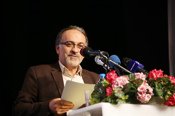 سیزدهمین همایش تجلیل از مؤلفان و پدیدآورندگان مواد و رسانه‌های آموزشی؛ ١٧ مهر ۱۳۹۷