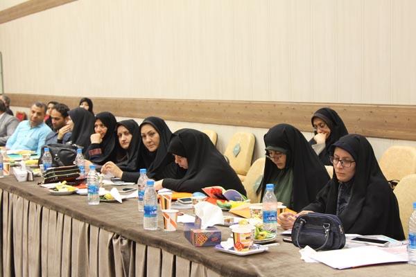 شانزدهمین نشست معاونان و نمایندگان نشریات رشد مناطق و شهرستان‌های استان تهران؛ 16 شهریور 95