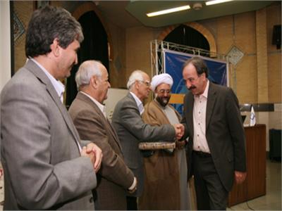 نکوداشت صدمین شماره رشد آموزش جغرافیا