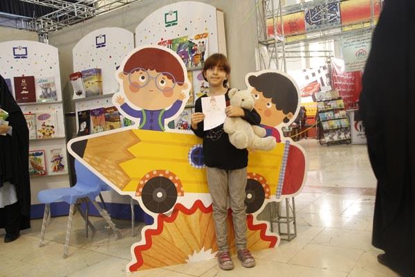 غرفه مجلات رشد در بیست‌ و سومین نمایشگاه مطبوعات، آبان ۱۳۹۶ 18