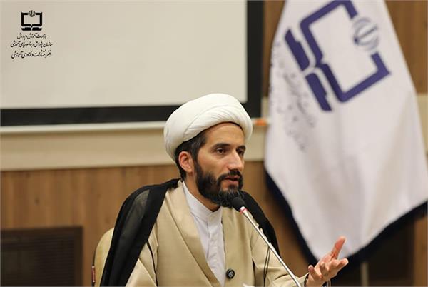 مجلات رشد ظرفیت منحصربه‌فردی در محیط آموزشی و مدرسه دارد