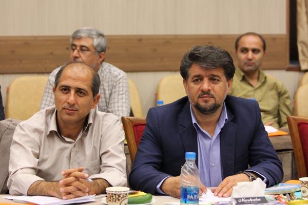 شانزدهمین نشست معاونان و نمایندگان نشریات رشد مناطق و شهرستان‌های استان تهران؛ 16 شهریور 95