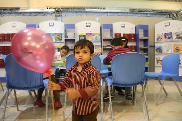 غرفه مجلات رشد در بیست‌ و سومین نمایشگاه مطبوعات، آبان ۱۳۹۶ 2