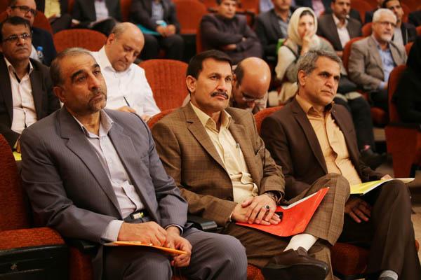 شانزدهمین نشست نمایندگان رشد استان‌ها؛ 9 شهریور 95؛ شرکت افست