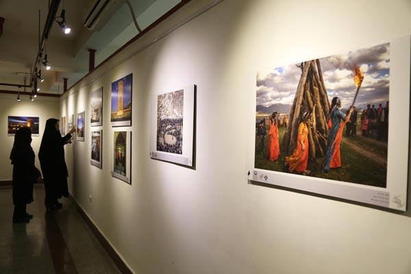 نمایشگاه آثار برگزیده نهمین جشنواره عکس رشد؛ 10 آبان 95