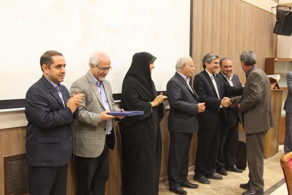 شانزدهمین نشست معاونان و نمایندگان نشریات رشد مناطق و شهرستان‌های استان تهران؛ 16 شهریور 95