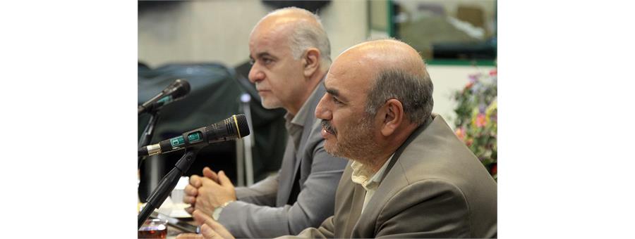 نشست هم‌اندیشی همکاران معاونت مجلات رشد و فناوری آموزشی با مدیرکل دفتر انتشارات و فناوری آموزشی