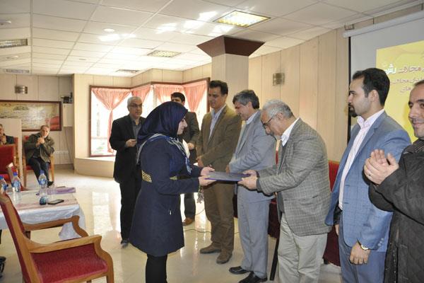 نشست هم‌اندیشی مجلات رشد با نمایندگان استان‌های بوشهر و یزد