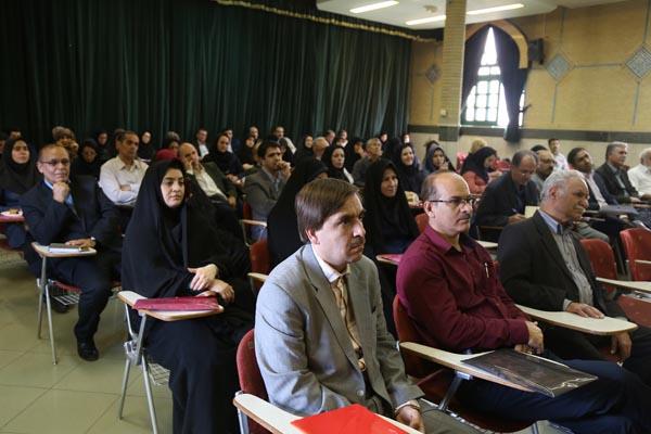 نکوداشت رشد زیست‌شناسی... مهر 94