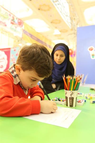 غرفه مجلات رشد در بیست‌ و سومین نمایشگاه مطبوعات، آبان ۱۳۹۶