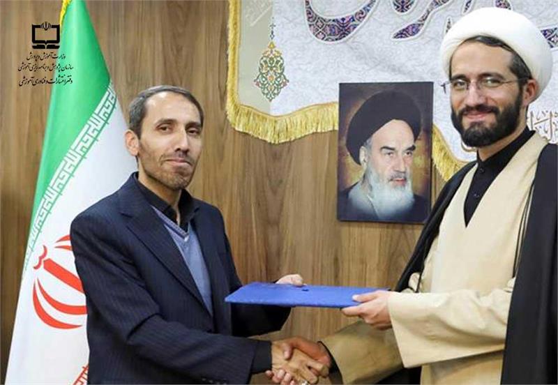 دبیر بیست‌وچهارمین دوره جشنواره ملی کتاب رشد منصوب شد