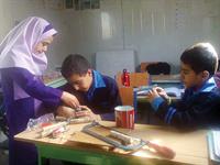 دانش آموزی، شرط معلمی