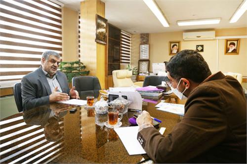 مشاوران راه گشای راه بندان هویت‌یابی هستند
