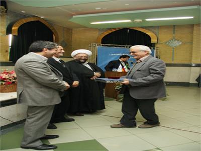 نکوداشت انتشار صدمین شماره رشد آموزش راهنمایی تحصیلی؛ 11 دی1391